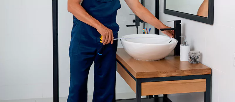 Plumber for Plumbing Repair And Installation Services in Lakeview, Toronto