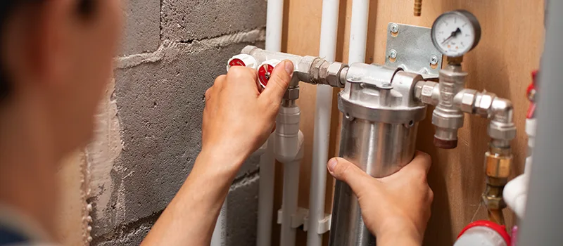 Plumbers to Fix Water Pressure Issues in House in Lakeview, Toronto